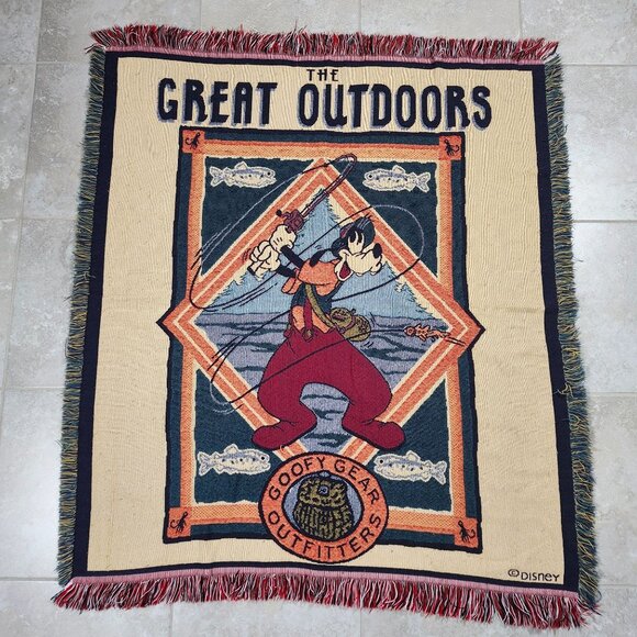 Disney Goofy Gear Outfitters The Great Outdoors Woven Throw Blanket 48in x 56in - Picture 1 of 8